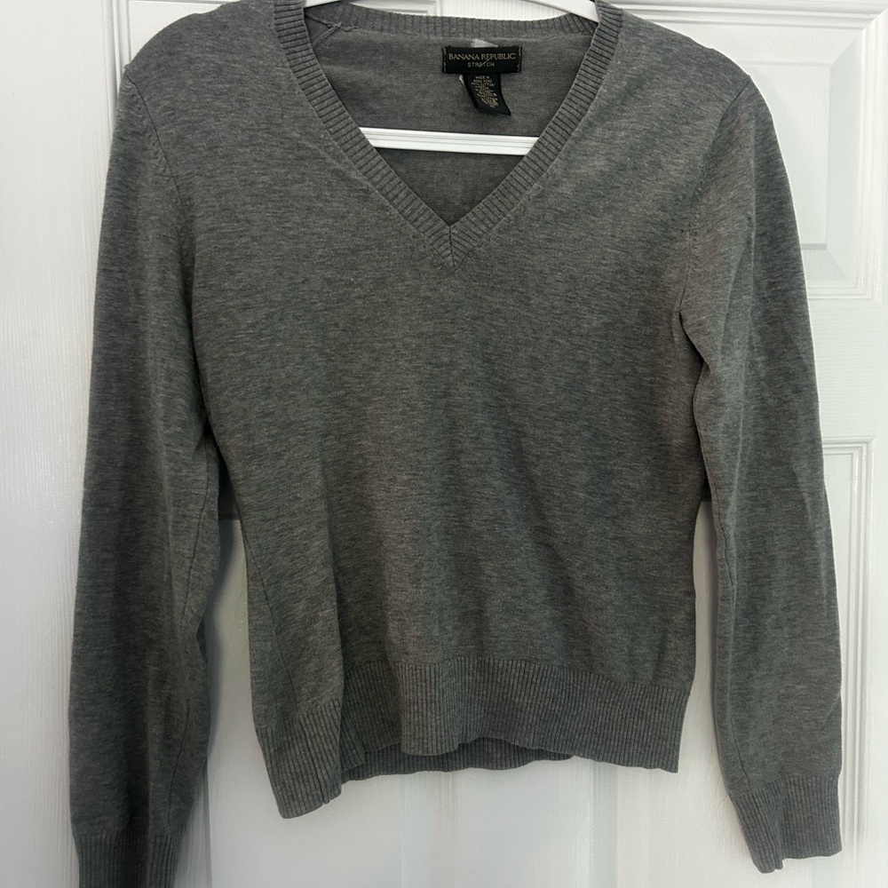 Banana Republic Gray V-Neck Sweater